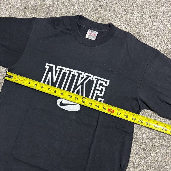 Vintage Nike Spellout T Shirt - Picture 2 of 6